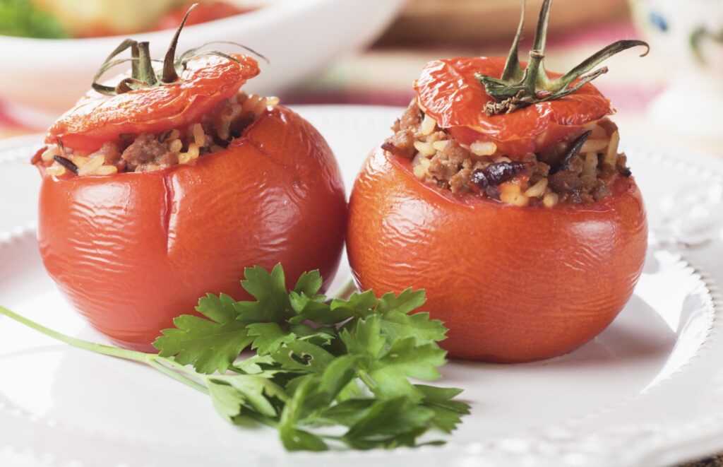 Tomates farcies de grand-mère : la recette la plus savoureuse