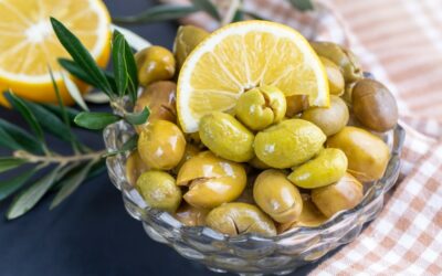 Le cake aux olives et feta de Cyril Lignac, un délice simplissime